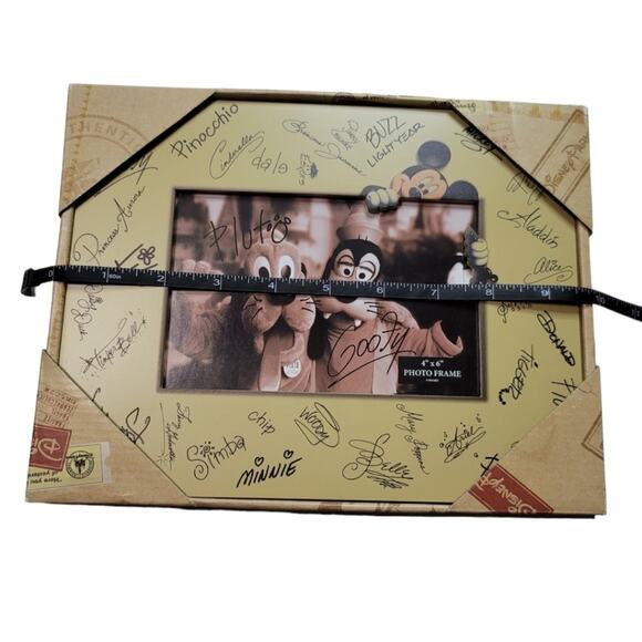 Disney Park Mickey and Friends Photo Frame with Characters Autographs 4"X6" - Picture 6 of 7